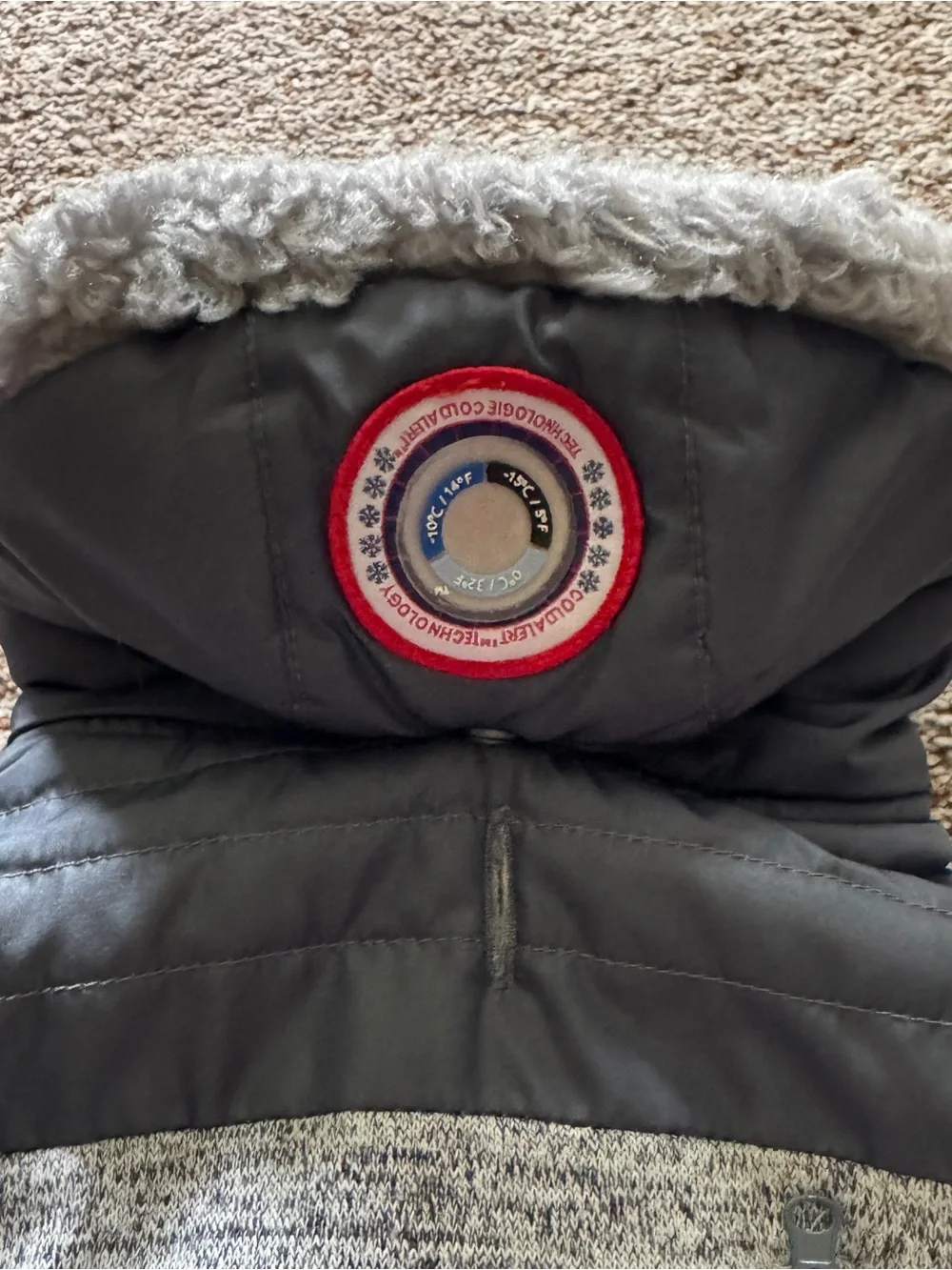 LuvGear Cold Alert Dog Jacket Hood Sherpa Lined Gray Medium Harness Hole Coat